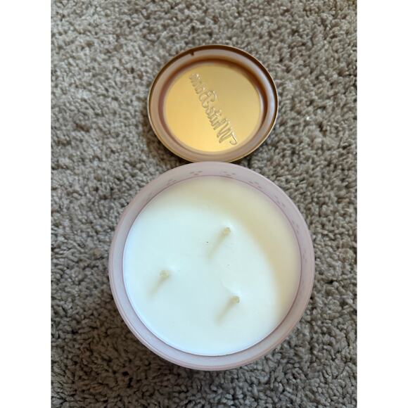 Bath and Body Works Vanilla Chai Latte Candle - Picture 3 of 3
